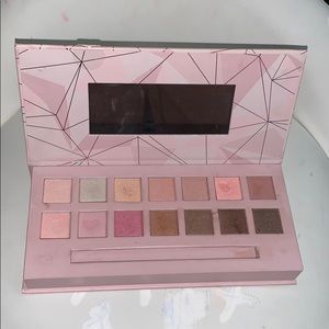 Celestial rose shimmer eyeshadow